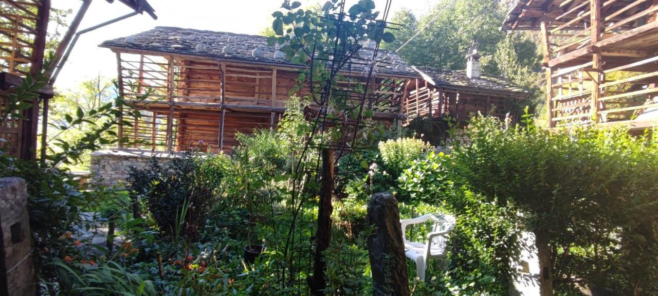 Agriturismo Alagna エクステリア 写真